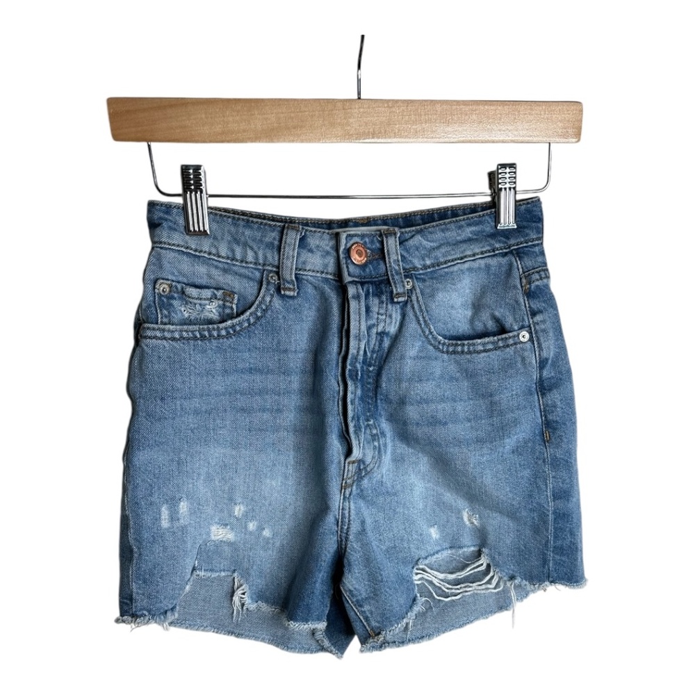 Zara Women's Distressed Blue Jean Shorts Size 2
